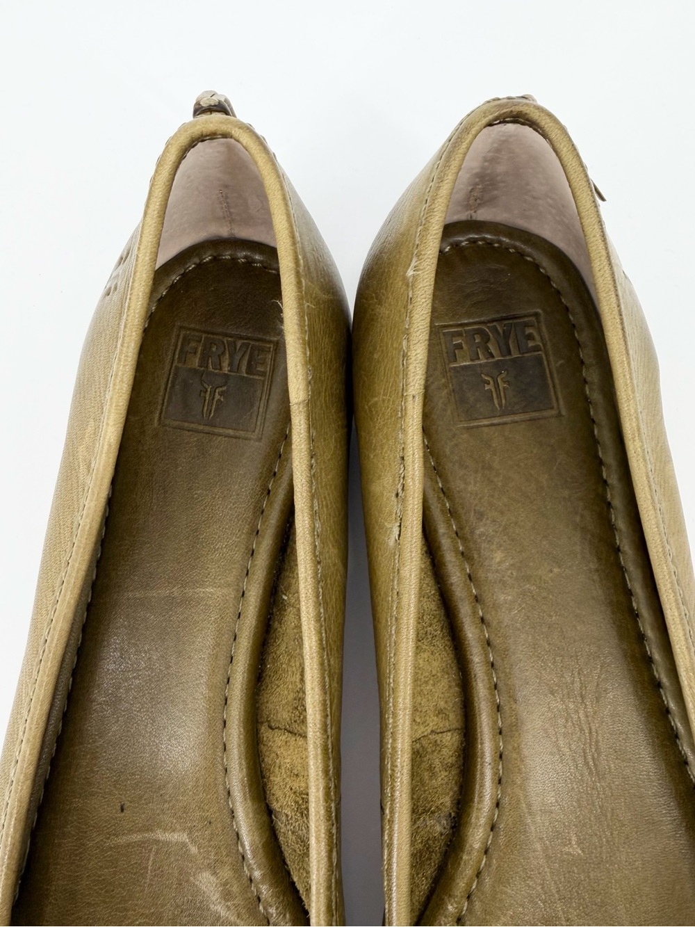 Frye Regina Ballet Green Leather Flats - Picture 3 of 9